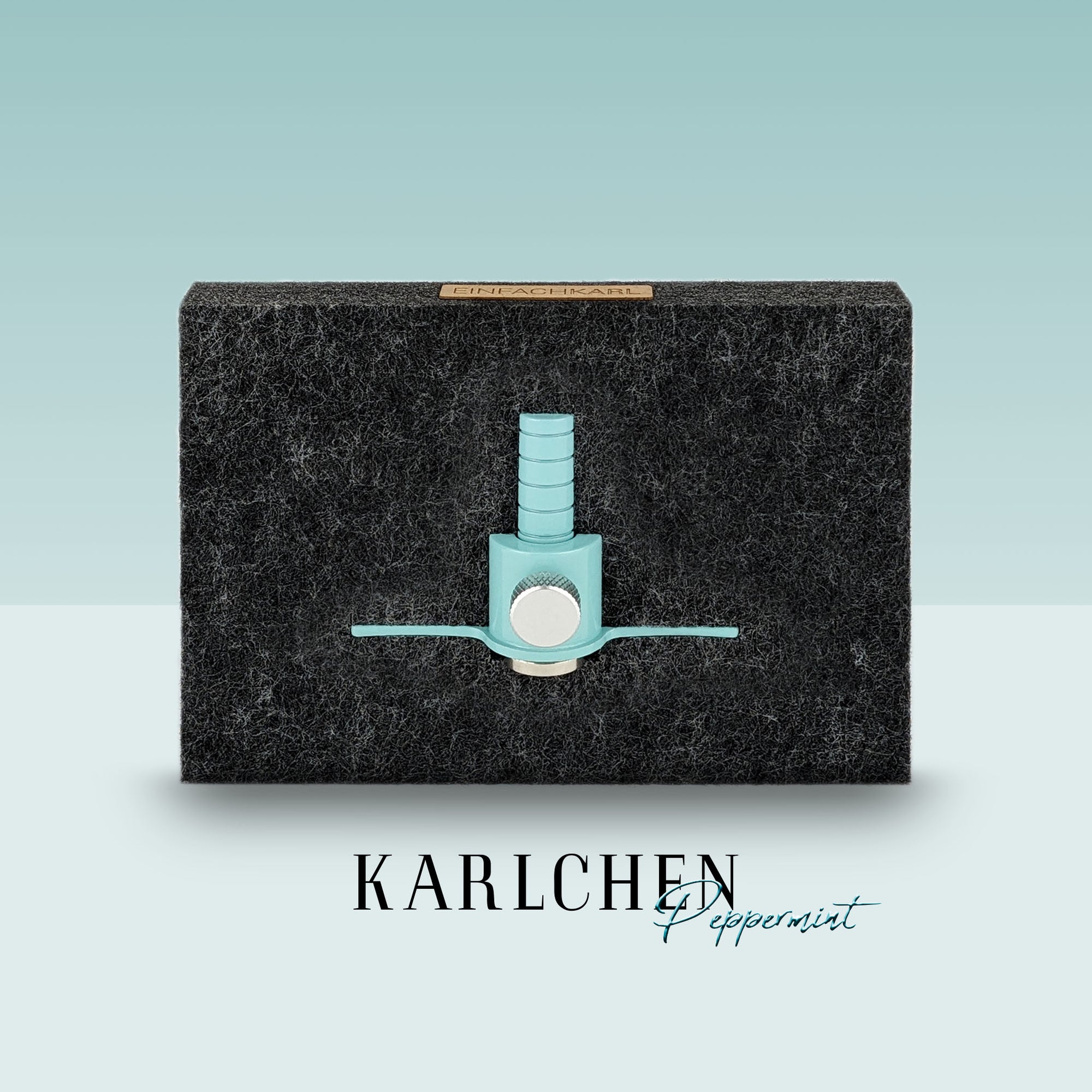 Zuschneidehilfe Karlchen in hellblauer Farbe